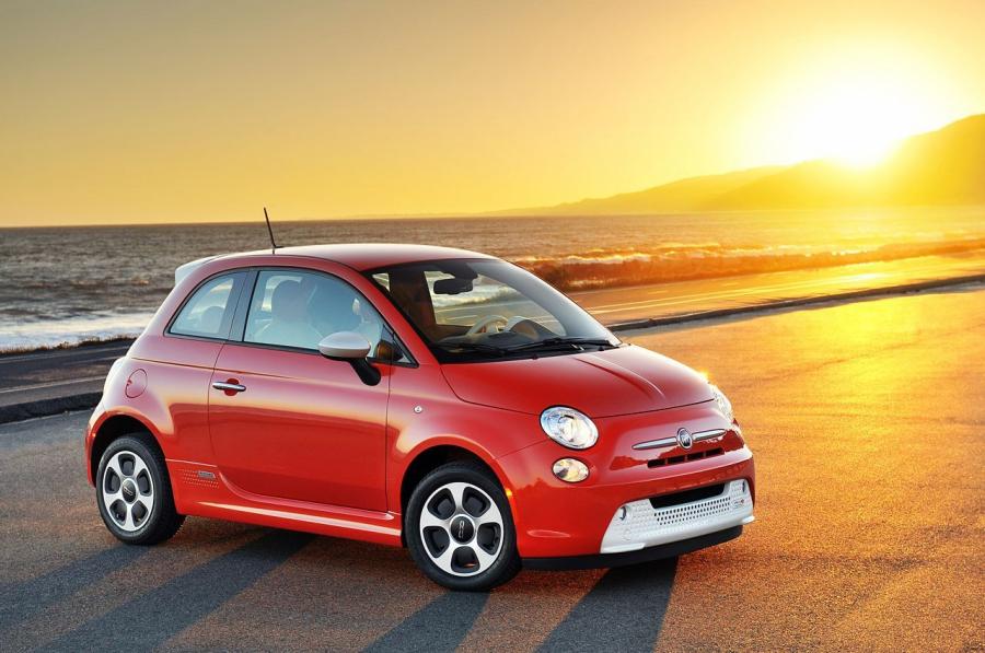  Fiat 500e 2013 года  (фото 30 из 141)